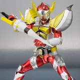 画像: 【14/5月・発売中】★S.H.Figuarts　仮面ライダーバロン バナナアームズ