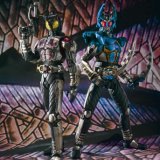 画像: 【10/3月・発売中】★S.I.C. VOL.53 仮面ライダーダークカブト&仮面ライダーガタック