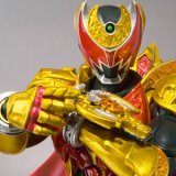 画像: 【10/11月・発売中】★S.H.Figuarts 仮面ライダーキバ〜エンペラーフォーム〜