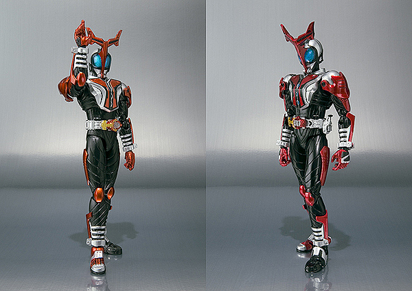 画像: 【10/12月・発売中】★S.H.Figuarts 仮面ライダーカブト〜ハイパーフォーム〜